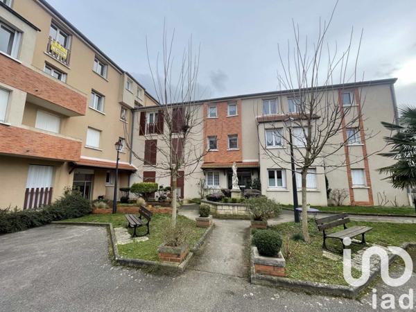Appartement 5 pièces de 85 m² à Montereau-Fault-Yonne (77130)