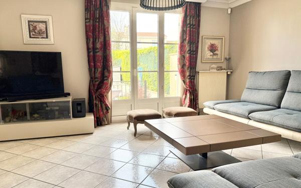 Maison à vendre    6 pièces •  Morangis