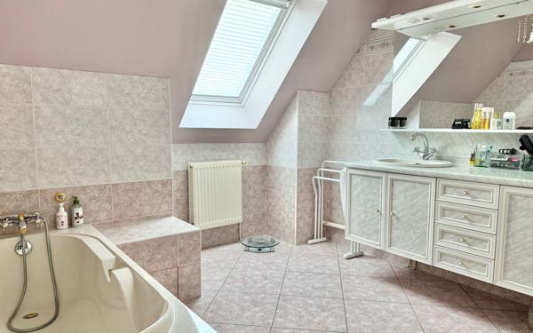 Maison à vendre    6 pièces •  Morangis