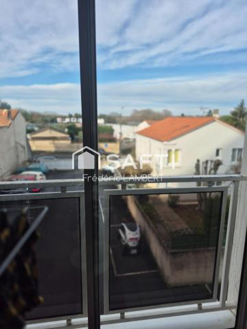 T2 bis dernier étage avec parking privatif et cave