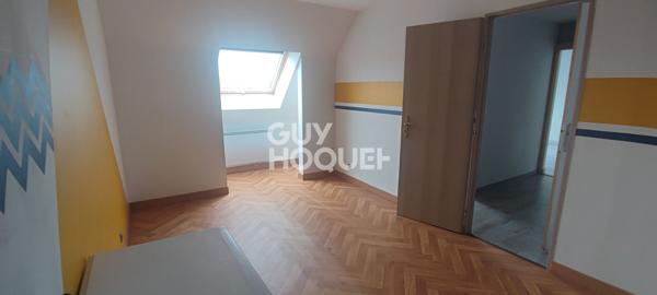 LOCATION d'une maison de 5 pièces (115 m²) à Dangeau