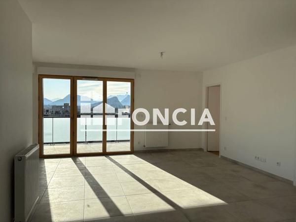 Location Appartement 2 pièces 50.13 m² - Pont De Claix 38800