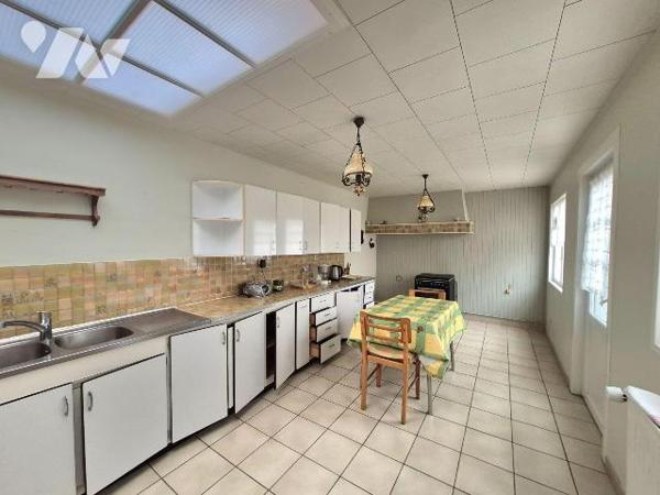 Maison mitoyenne - Idéal premier achat ou investissement locatif

Située à proximité des gran...