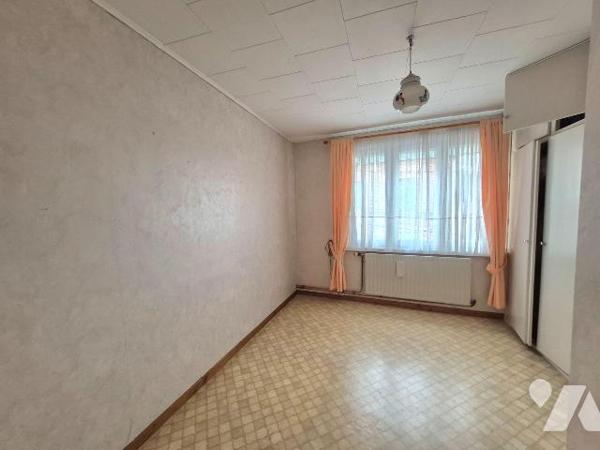Maison mitoyenne - Idéal premier achat ou investissement locatif

Située à proximité des gran...