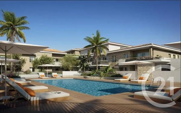 Appartement F4 à vendre  4 pièces - 82,76 m 2   COGOLIN  - 83