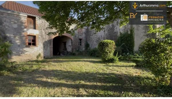 Vente Propriété 12 pièces 292 m2 à Saumur