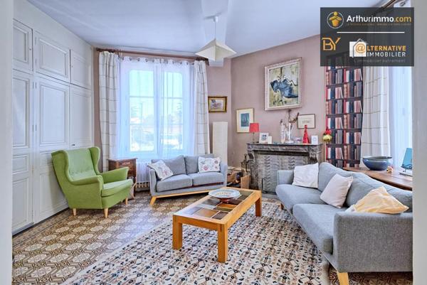 Vente Propriété 12 pièces 292 m2 à Saumur