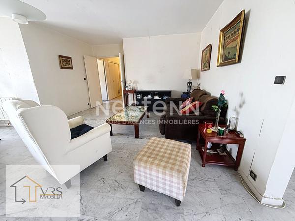 PERPIGNAN - APPARTEMENT T4 100M2 AVEC GARAGE DANS RESIDENCE SECURISEE AVEC ASCENSEUR