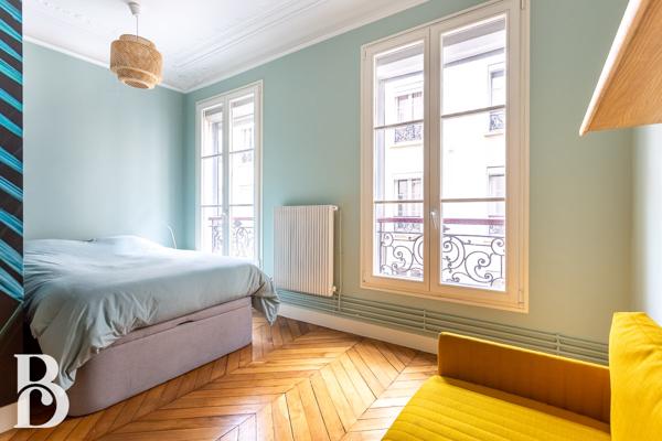 Paris (75010) EXCLUSIVITÉ – SUPERBE APPARTEMENT HAUSSMANNIEN – SAINT-VINCENT-DE-PAUL / MAUBEUGE – PARIS 10e