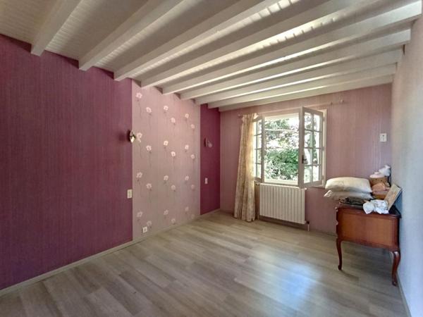 Maison familiale 220 m² + 220 m² de garage/stockage +terrain Soleymieux