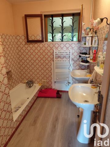 Maison à vendre 4 pièces 131 m² Ports-sur-Vienne