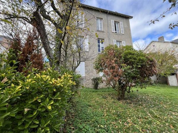 Maison à vendre |  Guéret |  7 pièces | 182 m²