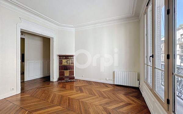 Appartement à vendre    3 pièces • 47,29 m2 Le Perreux-sur-Marne