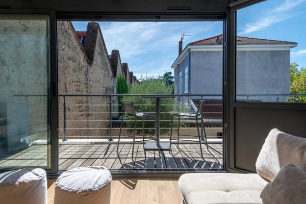 Lyon 3ème - Maison d'environ 150 m² - 3 chambres - Jardin avec piscine - Garage