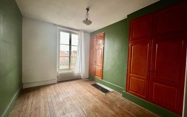 Appartement à vendre    2 pièces • 57,79 m2 Coulommiers