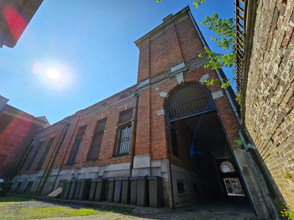 59 - Vente immeuble FOURMIES - 11 logements 2 salles 1500 m² - Terrain 1302 m²