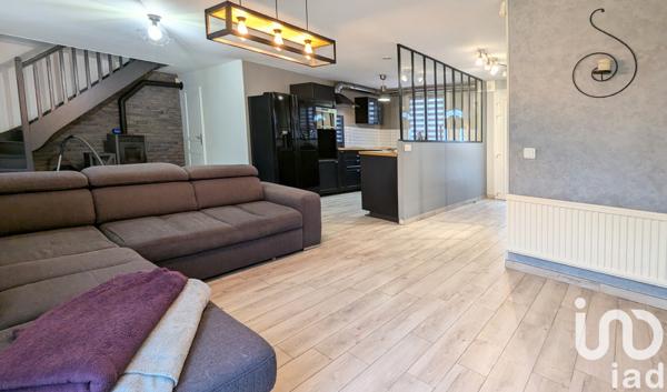 Maison à vendre 6 pièces 157 m² Flins-sur-Seine