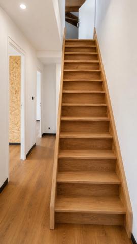 SAINT-HILAIRE-DE-LA-CÔTE – MAISON DE CARACTÈRE RÉNOVÉE – 94,46 M² – JARDIN – TERRASSE
