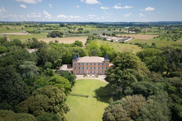 Vente Château Pézenas 20 Pièces 1400 m²