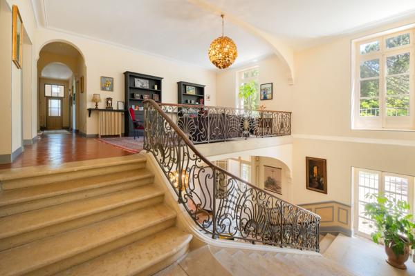 Vente Château Pézenas 20 Pièces 1400 m²