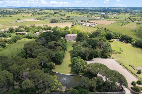 Vente Château Pézenas 20 Pièces 1400 m²