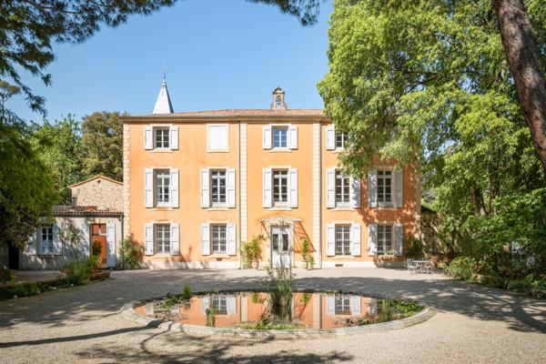 Vente Château Pézenas 20 Pièces 1400 m²