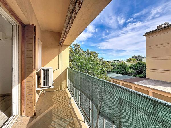 AVIGNON T3 DE 65 M² AVEC BALCON, CAVE ET PARKING RÉSIDENCE SÉCURISÉE