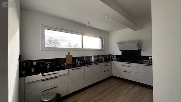 Maison à vendre à Sainte-Gemmes-sur-Loire dans le Maine-et-Loire (49130), ref : 49020-493