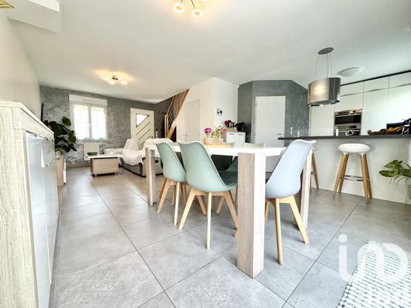 Maison à vendre 5 pièces 89 m² Guignes