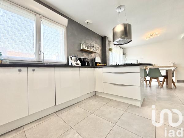 Maison à vendre 5 pièces 89 m² Guignes