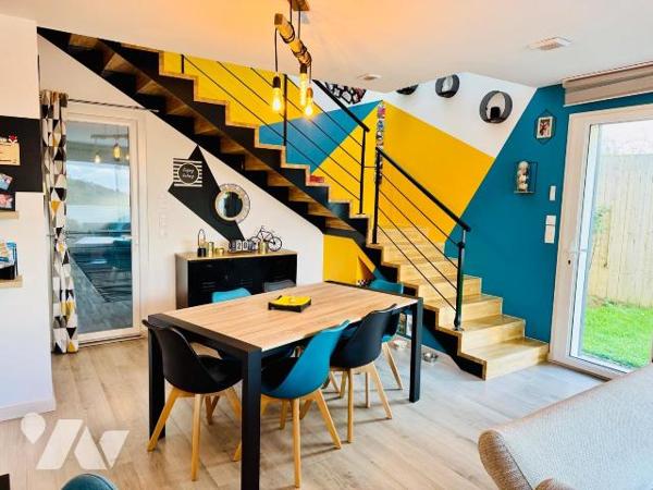 Belle maison Contemporaine édifiée en 2018 à 200 mètres de l'aber Benoît.

Construction de st...