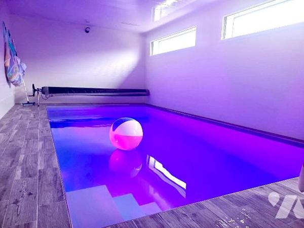 Belle maison Contemporaine édifiée en 2018 à 200 mètres de l'aber Benoît.

Construction de st...