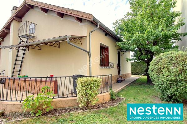 Maison Decines Charpieu 4 pièce(s) 85 m2, potentiel, grand garage, proche mairie