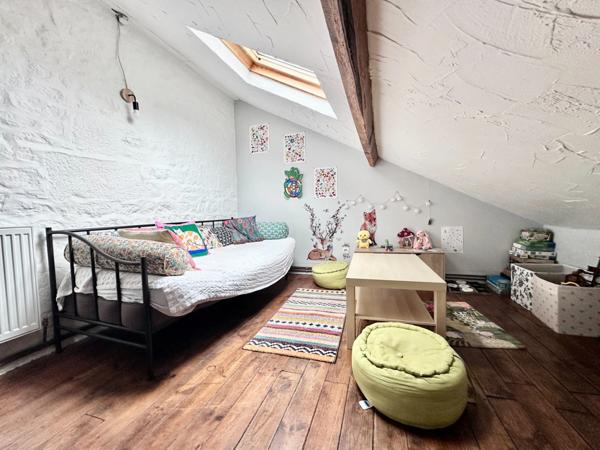 Maison en pierre de 244 m2 habitables avec chambres d'hôtes et 8500 m2 terrain à vendre CHAMP DU BOULT (14)