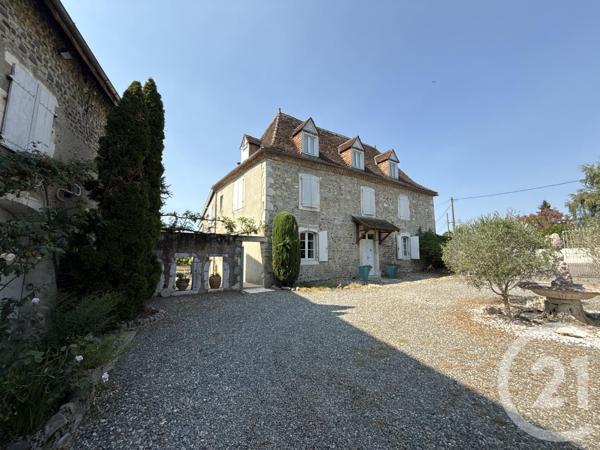 Maison à vendre  9 pièces - 285 m 2   ORTHEZ  - 64