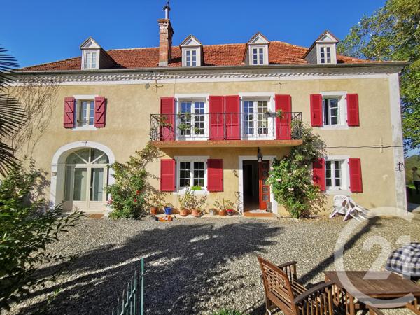 Maison à vendre  9 pièces - 285 m 2   ORTHEZ  - 64