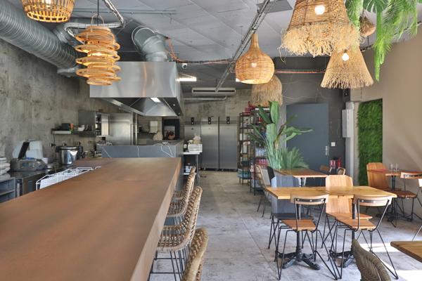 Droit au Bail- Restauration ou autre - avec Terrasse et Parking