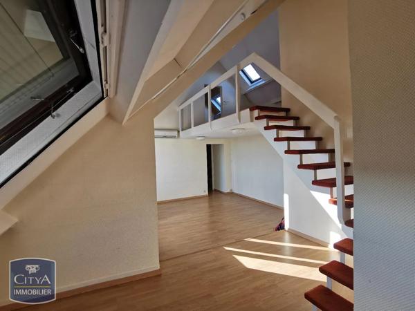 Appartement à louer 3 pièces 75m² Tours (37000)
