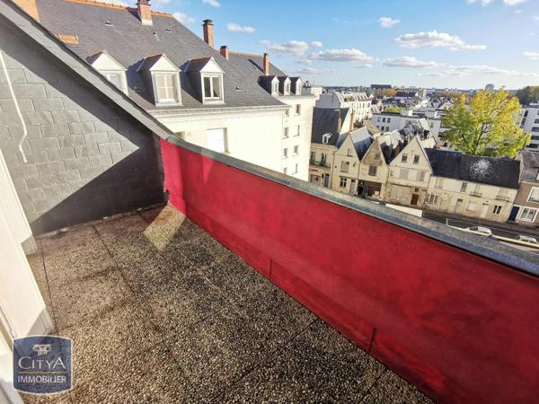 Appartement à louer 3 pièces 75m² Tours (37000)