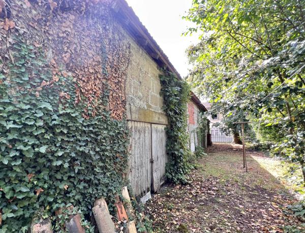 Neuvic (24190) Maison de plain-pied avec jardin