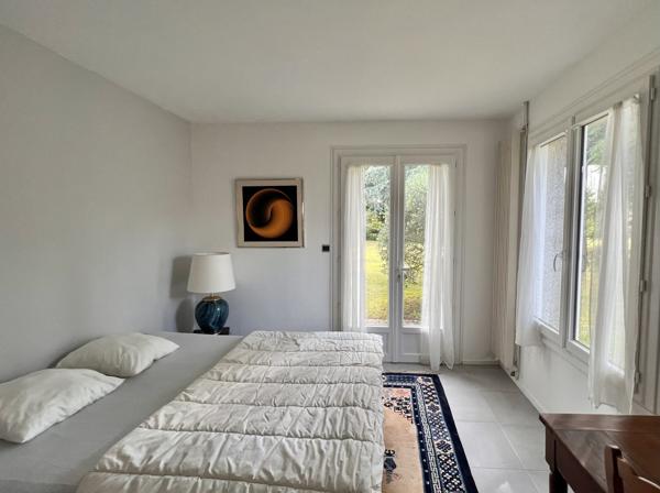 Neuvic (24190) Maison de plain-pied avec jardin