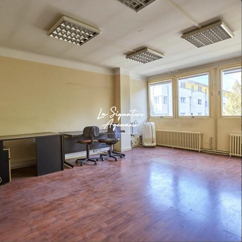 BUREAU DE 41 M2