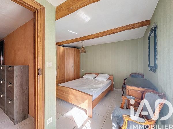 Location maison 4 pièces 137 m² Saint-Nazaire-de-Ladarez
