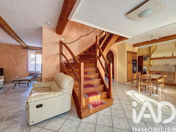 Location maison 4 pièces 137 m² Saint-Nazaire-de-Ladarez