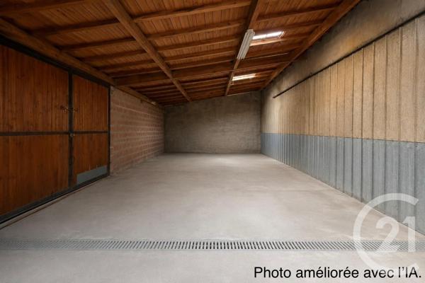 Maison à vendre  5 pièces - 185 m 2   BERSON  - 33