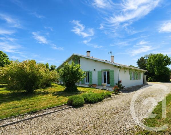 Maison à vendre  5 pièces - 185 m 2   BERSON  - 33