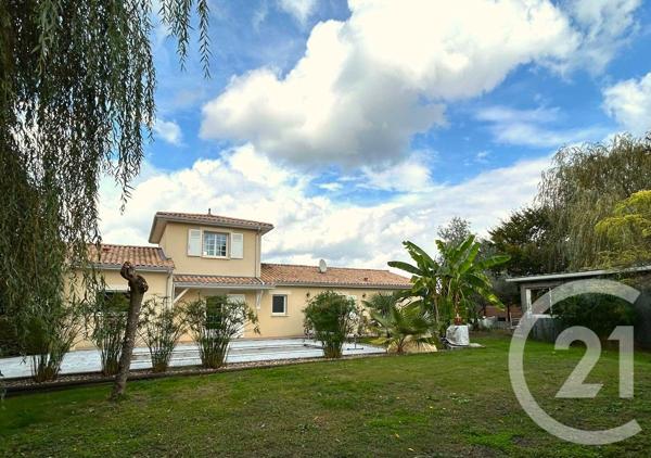 Maison à vendre  5 pièces - 185 m 2   BERSON  - 33