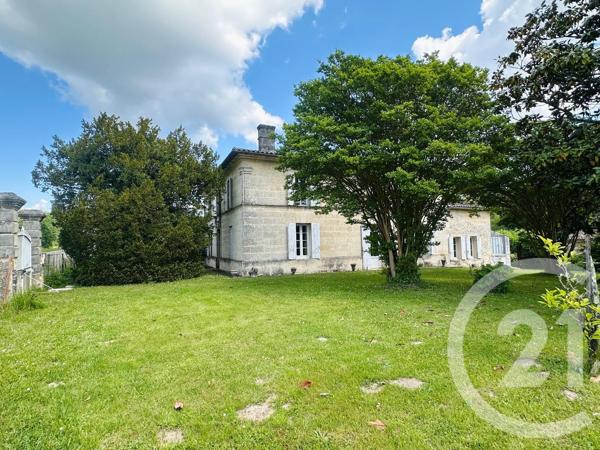 Maison à vendre  5 pièces - 185 m 2   BERSON  - 33