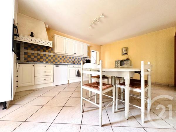 Maison à vendre  5 pièces - 185 m 2   BERSON  - 33