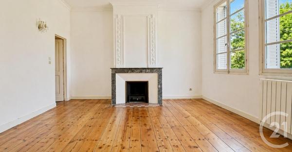 Maison à vendre  5 pièces - 140 m 2   RAUZAN  - 33